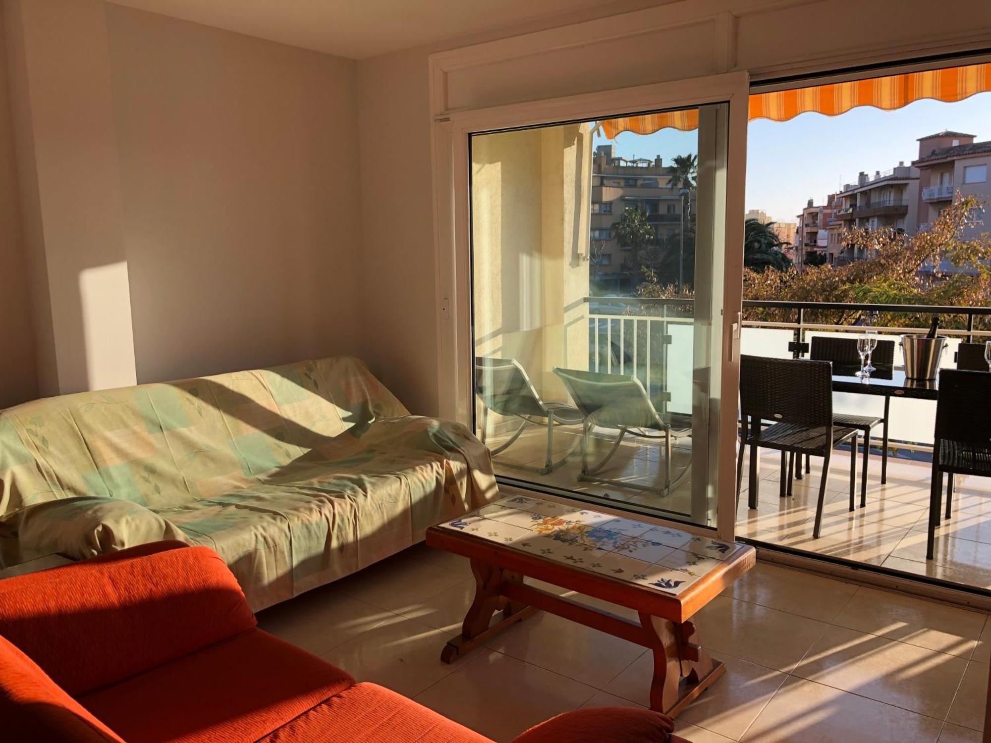 Apartamentos Benet Roses Dış mekan fotoğraf